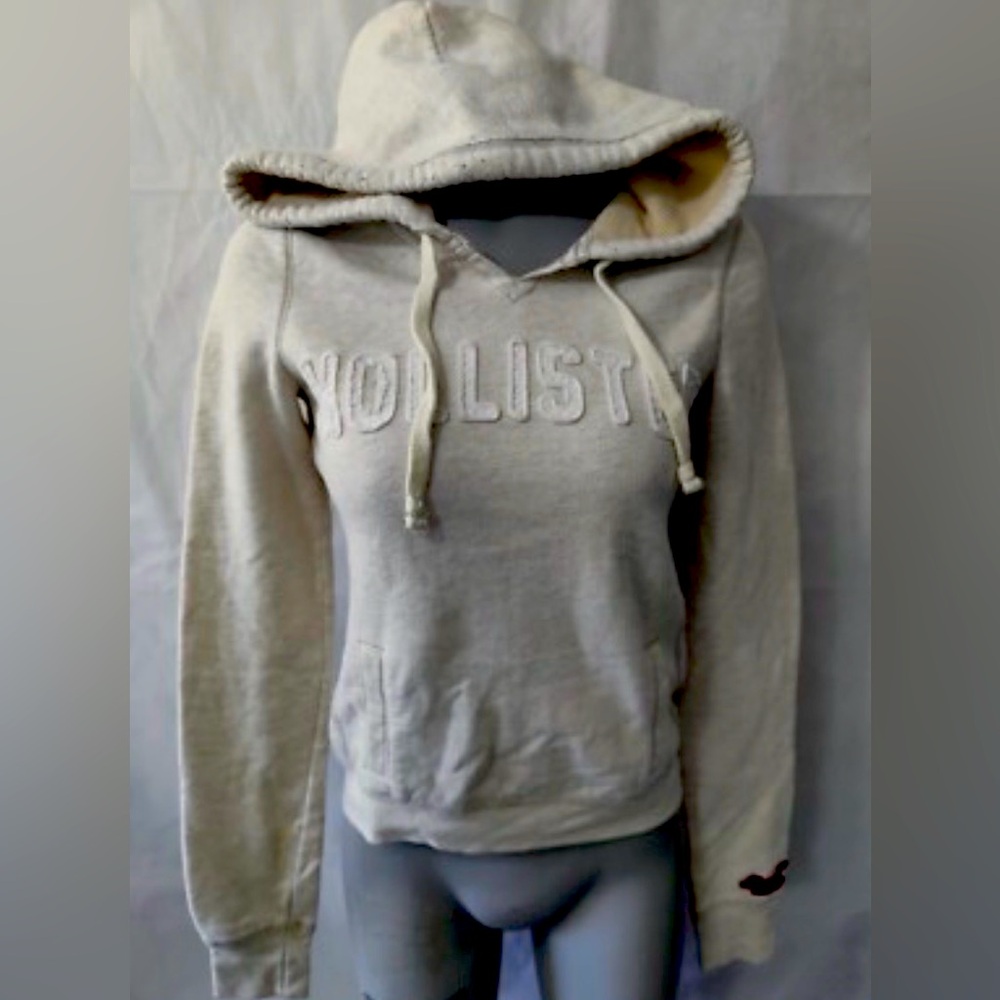 Hollister Off-White Hoodie for Women ,girls cream-colored Hollister hoodie